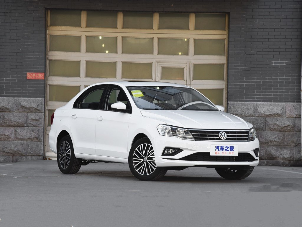 成都租車(chē)公司教你旅途行駛時(shí)的注意事項(xiàng)