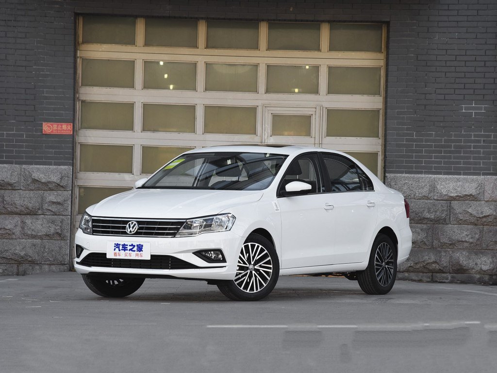 成都租車(chē)公司教你旅途行駛時(shí)的注意事項(xiàng)