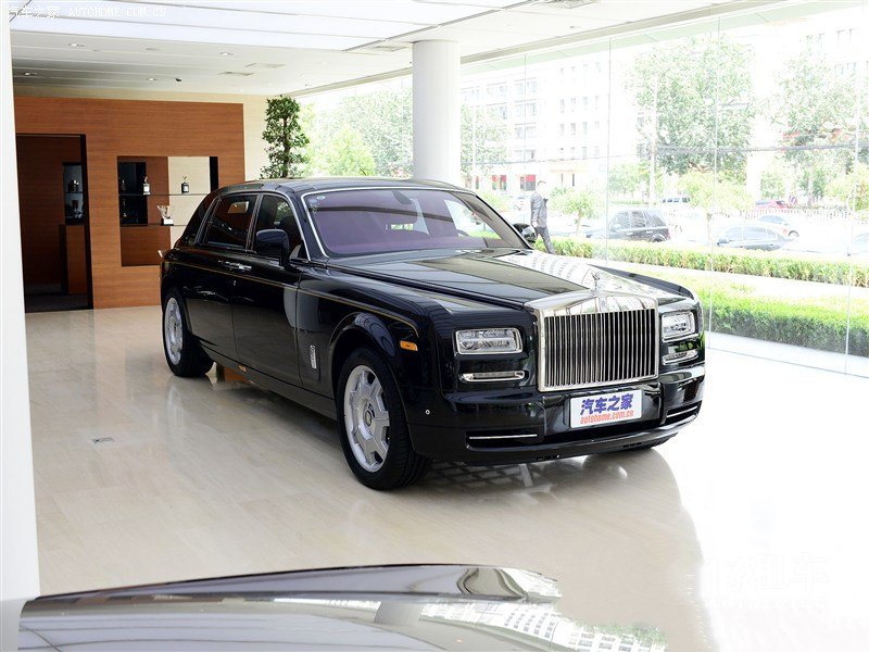 成都租車公司告訴你怎么選擇婚車
