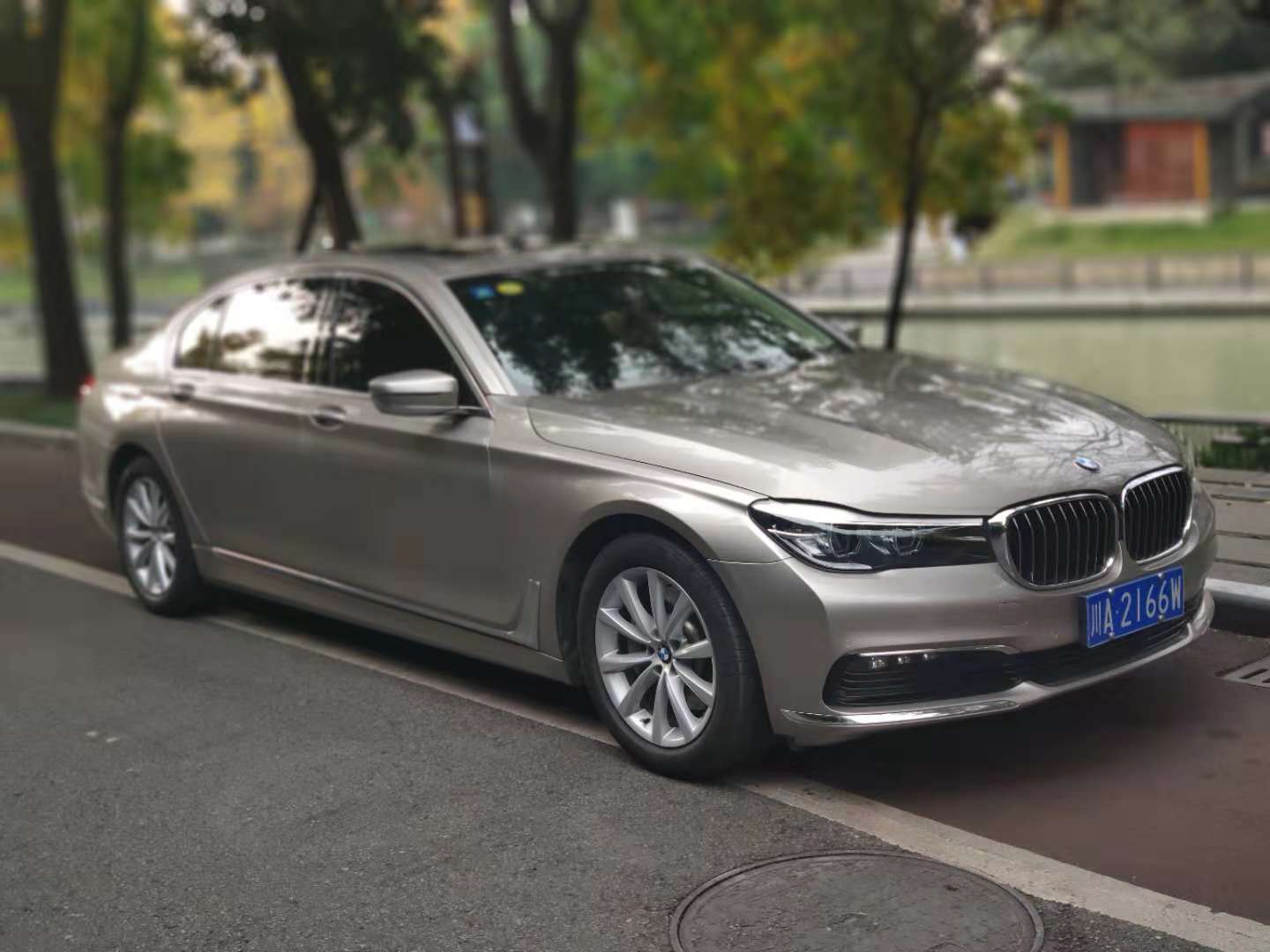 成都旅游租車不得不知的注意事項
