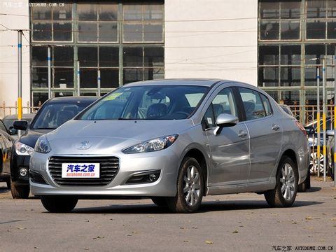 女性開車注意什么？